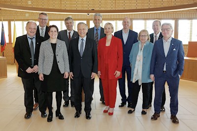 Die Geschäftsleitung des Zürcher Kantonsrats besucht den Landtag