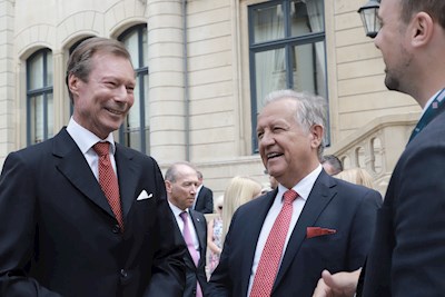 conference-presidents-parlements-petits-etats-europe-stands-sar-grand-duc.jpg
